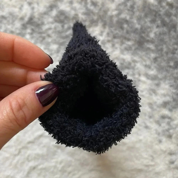 🔥4/$20 St Johns Bay Fuzzy Gloves - Picture 9 of 11